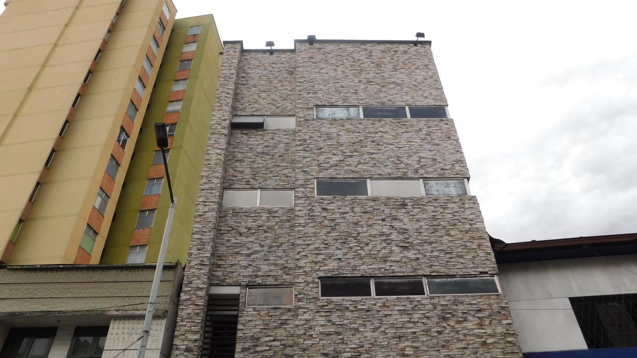 מדיין Hotel Kong מראה חיצוני תמונה
