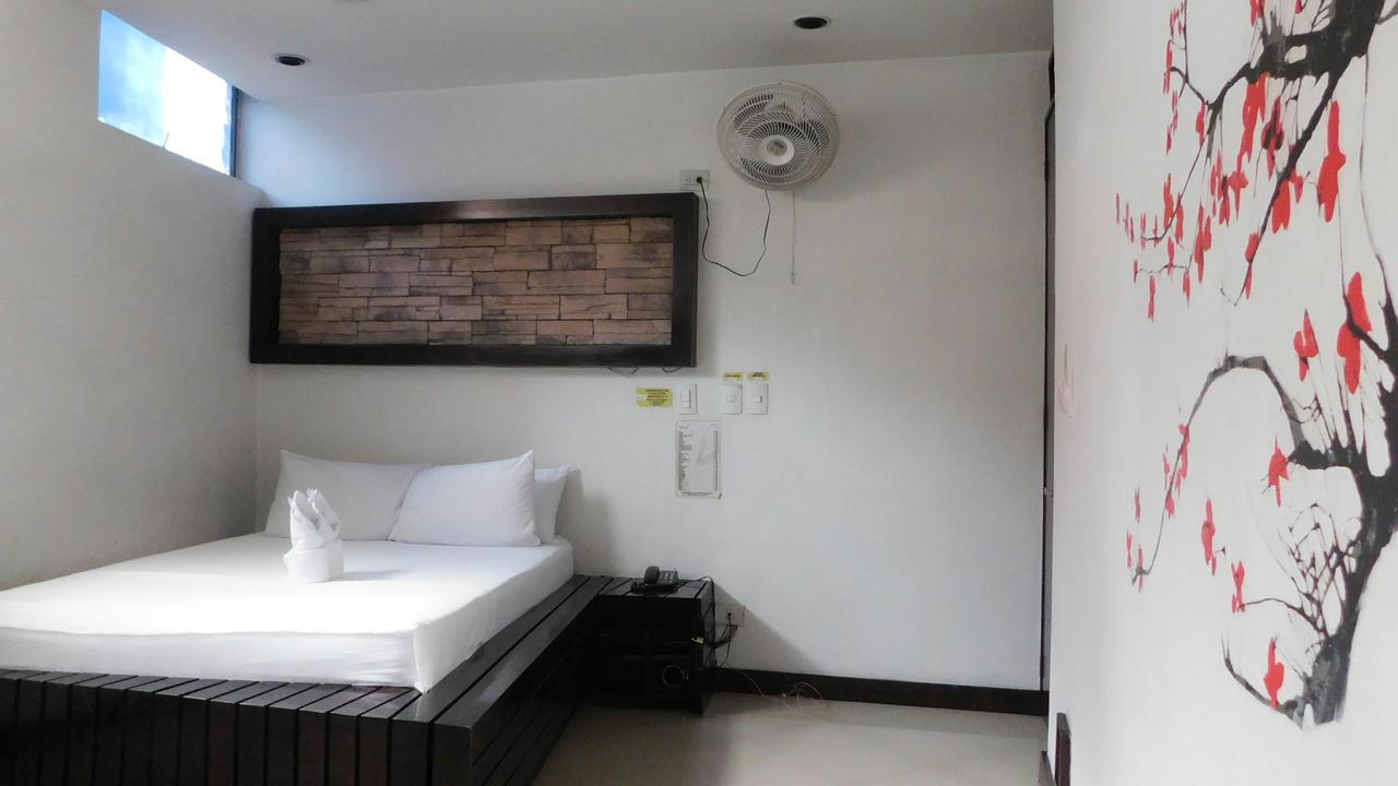 מדיין Hotel Kong מראה חיצוני תמונה