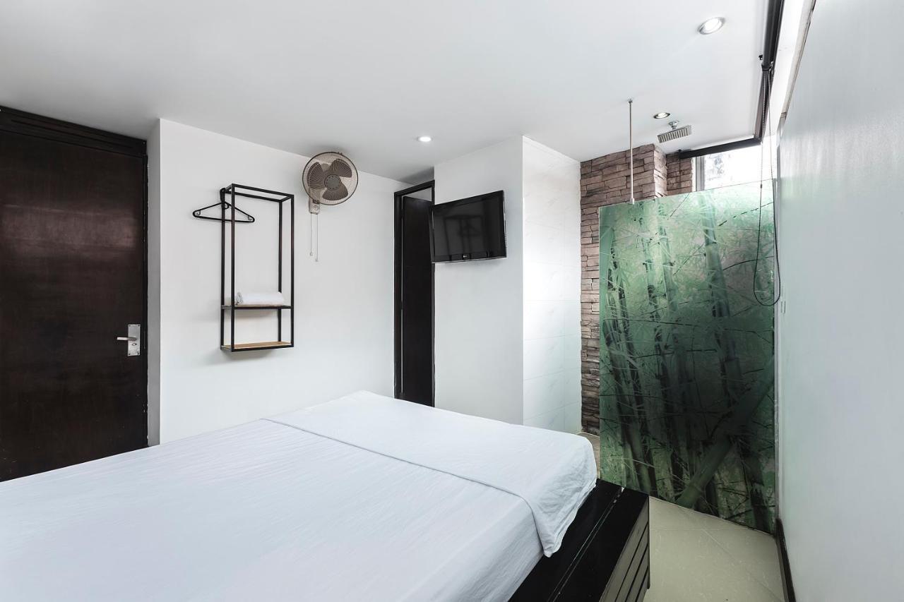מדיין Hotel Kong מראה חיצוני תמונה